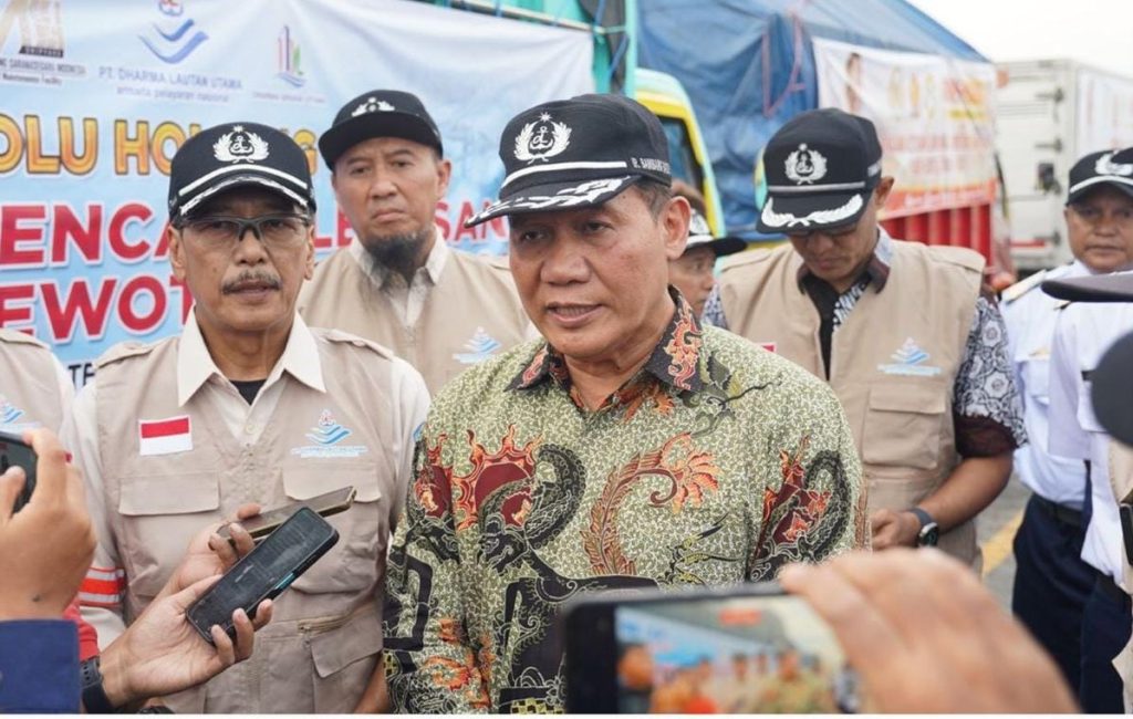 Salurkan Bantuan Untuk Korban Lewotobi Laki-Laki, Anggota Komisi VII Sampaikan Pesan Penting